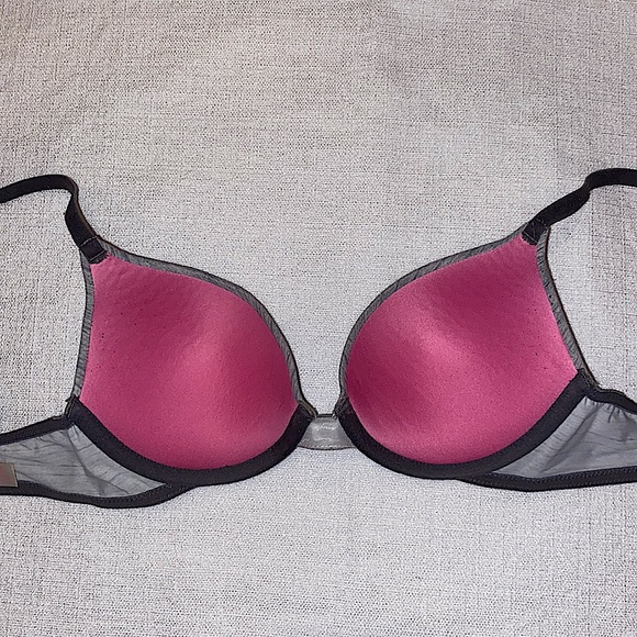 Victoria’s Secret PINK Wear Everywhere Push Up Bra - Picture 2 of 3